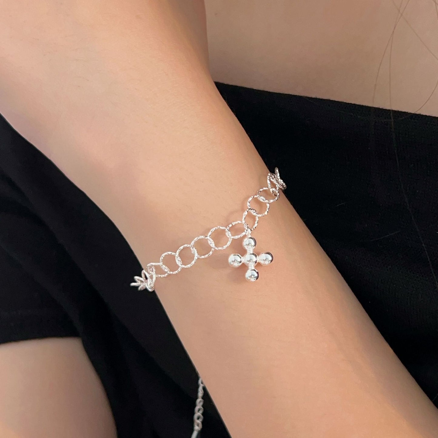 high-end cold wind hand ornament S925 silver cross bracelet